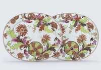 QIANLONG (1736-95) A PAIR OF FAMILLE ROSE ‘PSEUDO-TOBACCO-LEAF’ OVAL DISHES